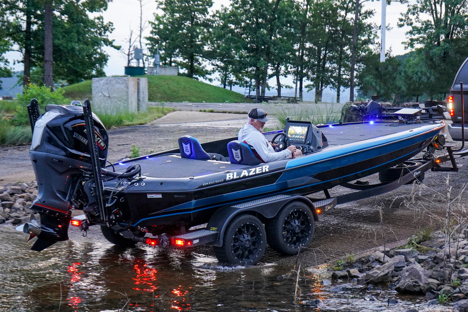 USED BOATS Lake & Trail USA