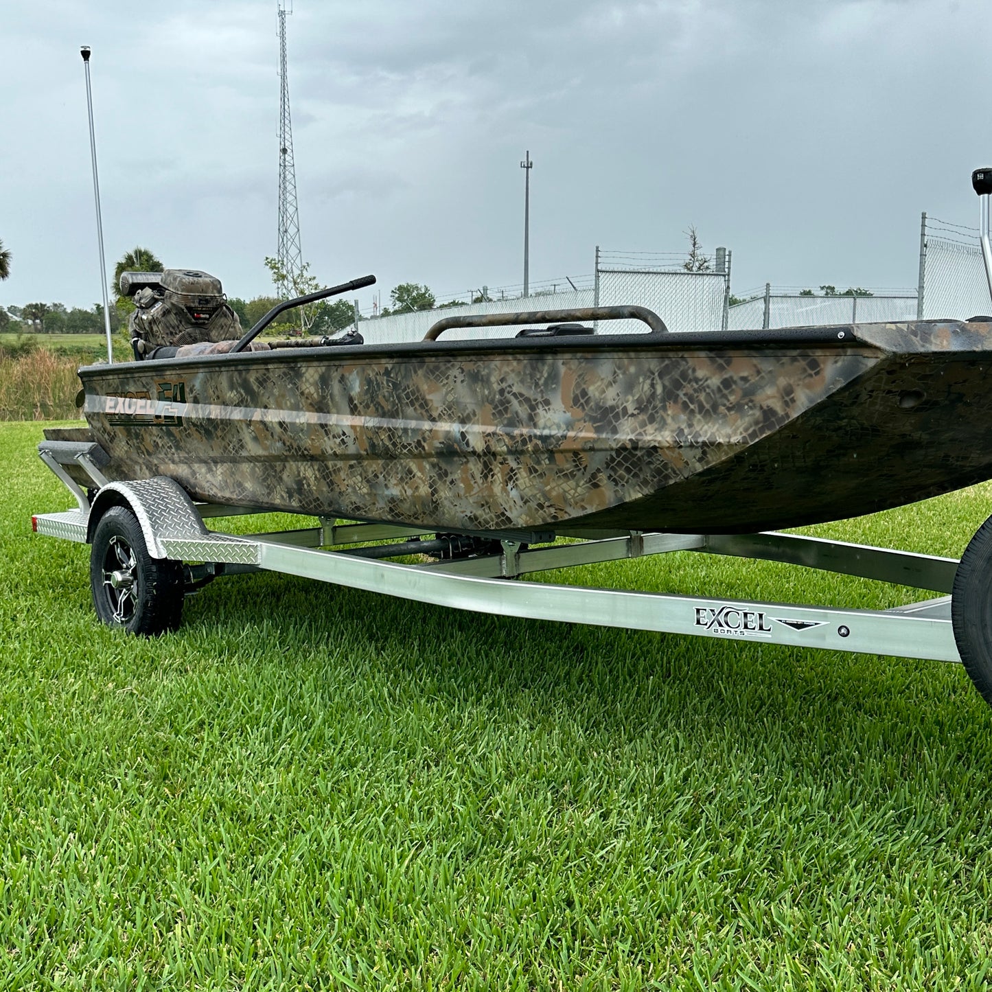 2024 EXCEL 1754 SHALLOW WATER F4