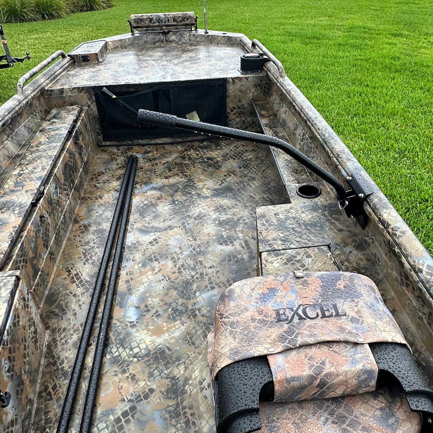 2025 EXCEL 1754 SHALLOW WATER F4