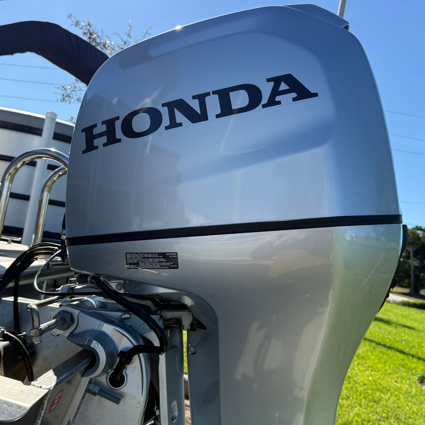 2025 Bentley LE200 CW