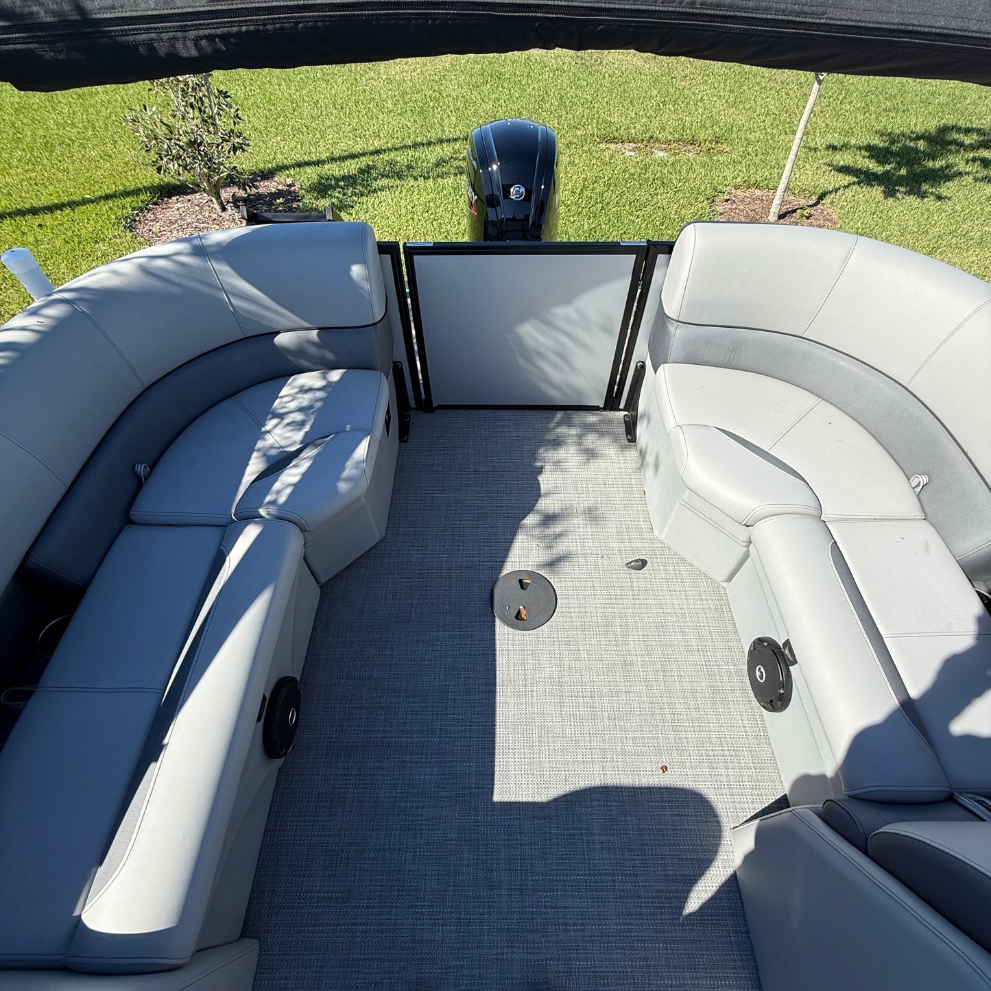 2025 Bentley FISH 200 CC