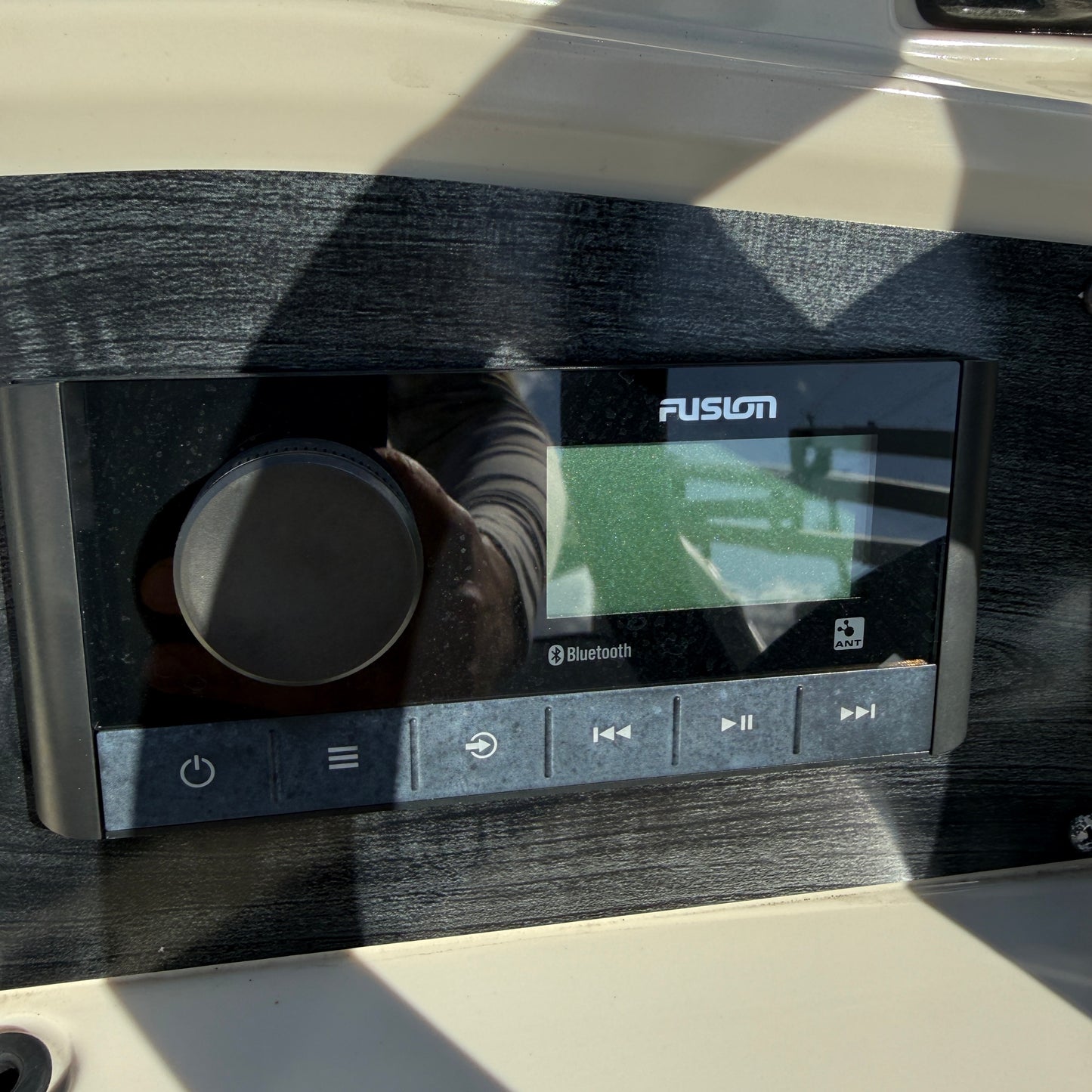 2024 Tahoe 17 Sport Bow Fish