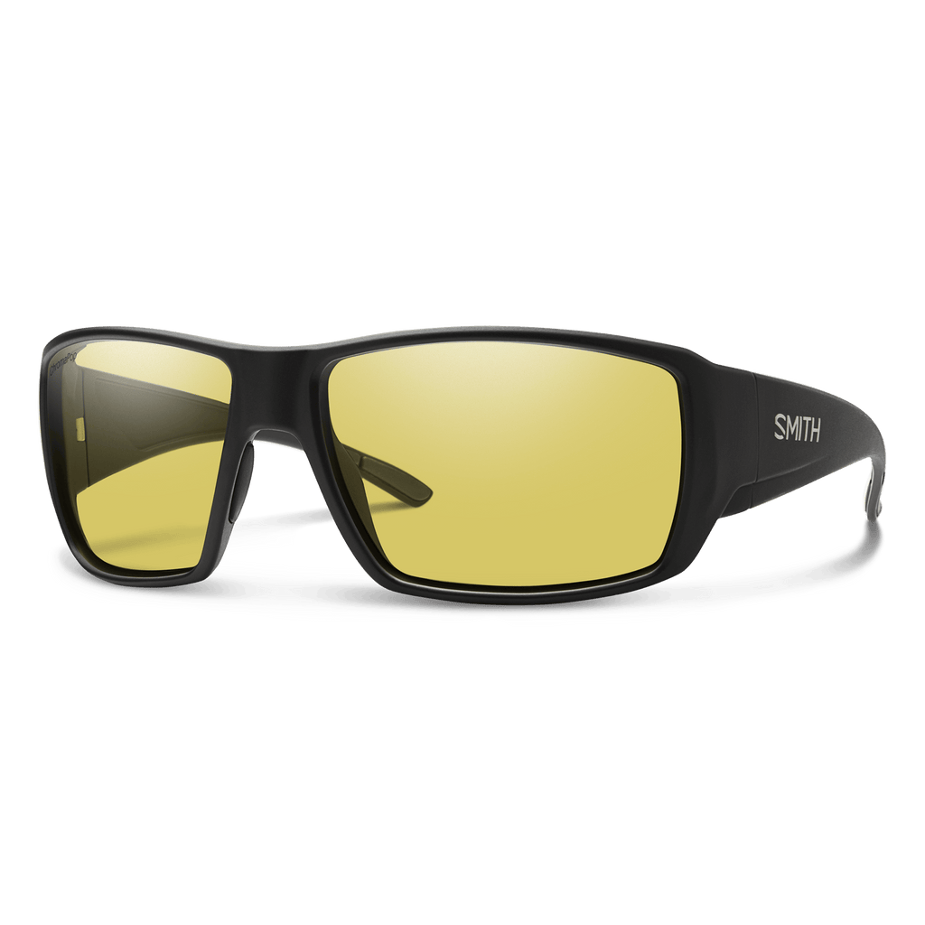 Smith Guide's Choice sunglasses — Matte Black  | ChromaPop Glass Polarized Low Light Yellow