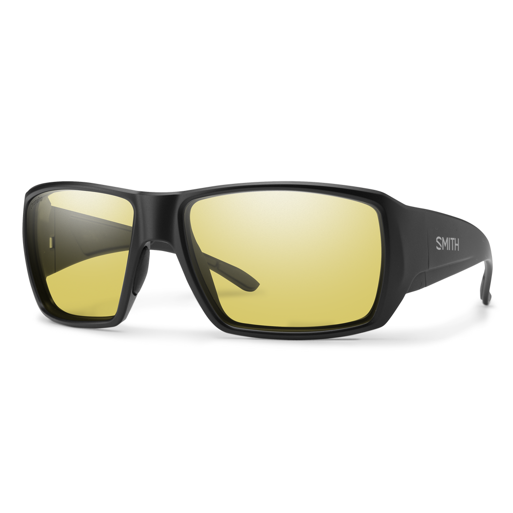Smith Guide's Choice S sunglasses — Matte Black | ChromaPop Glass Polarized Low Light Yellow